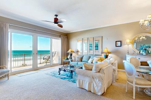 Thomas Drive Apartamento | Sterling Beach 403