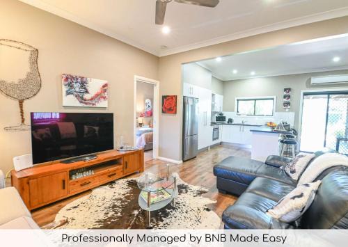 Dubbo Casa | Sterling House Spacious Deck BBQ Pet Friendly