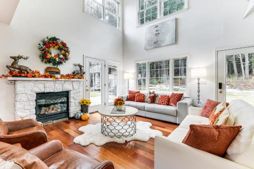 Morrisville Casa | Sterling Valley Home about 9 Mi to Stowe Mountain!