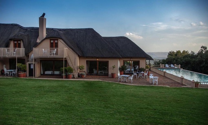 Hekpoort Hotel | Steynshoop Mountain Lodge (Hotel)