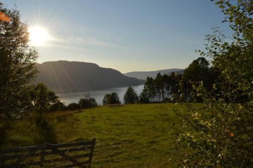 Valsoybotn Casa | Stille og fredelig ved fjord og fjell