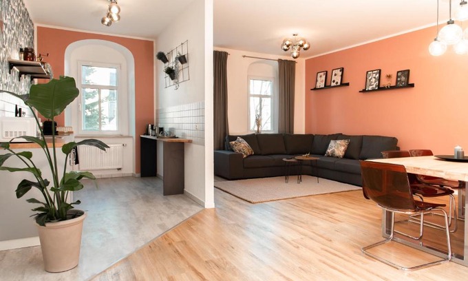 Frankenberg Apartamento | Stilvolles Apartment direkt am Markt - Netflix, Nespresso