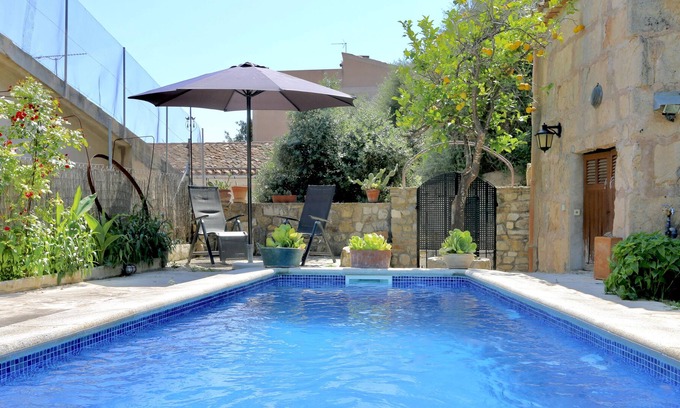 Sant Joan Casa | Stilvolles Dorfhaus mit Garten, Privatem Pool, Ruhige Lage, Wifi