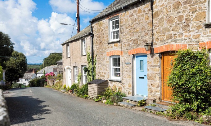 St Minver Cabaña | STOKES COTTAGE, family friendly, with a garden in St Minver