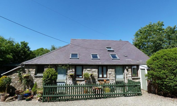 Llandysul Casa | Stone Barn Cottage