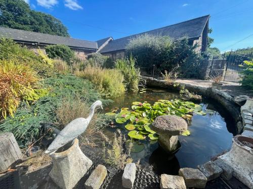 Usk Casa | STONE BUILT BARN in a beautiful RURAL setting