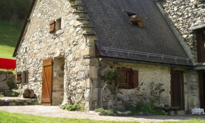 Sainte-Marie-de-Campan Cabaña | Casita de piedra al pie del Puerto del Tourmalet.