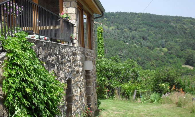 Saint-Felicien Casa | Casa de piedra Ardèche Norte