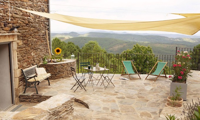 Malbosc Otro | Stone cottage with a magnificent view of the Cévennes valleys Soleil
