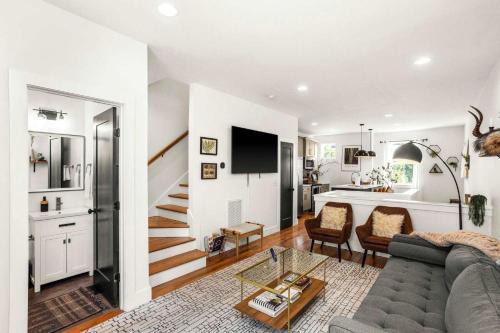 The Nations Casa | Stone Fox - In The Nations - Mins to Broadway