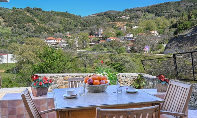 Elos Casa | Stone house for relaxation in Elos