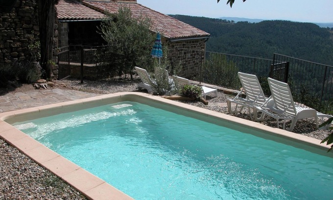 Chassiers Casa | Chalet en Austria con Piscina y Vistas