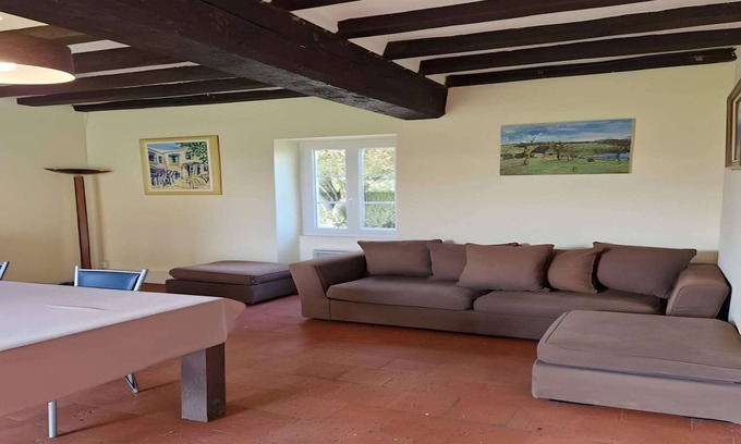 Thoree-les-Pins Casa | Casa de Piedra en La Flèche con Jardín y BBQ