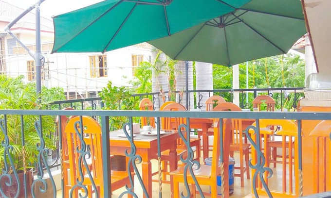 Mandalay Casa | Stone Inn