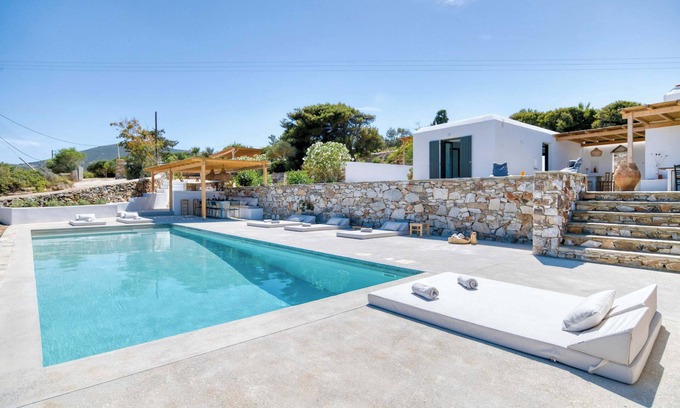 Antiparos Casa | Stone Pine House | Antiparos