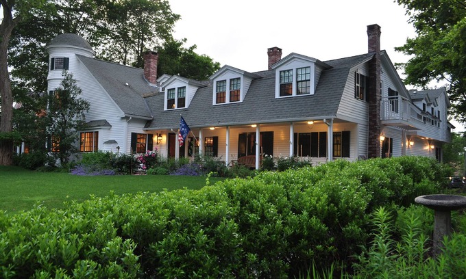 Bar Harbor Casa | Stone Throw Cottage