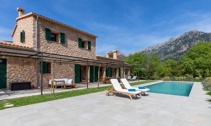 Biniaraix Villa | Villa de piedra en el corazón de Soller, tranquila y cerca del centro de la ciud