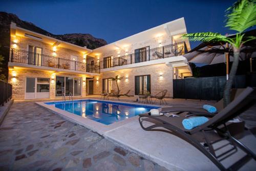 Budva Municipality Apartamento | Stone Villa with pool Montenegro Star
