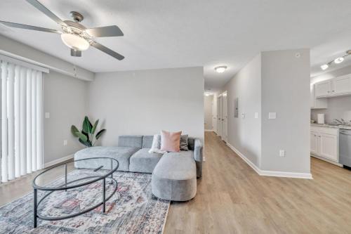 New Albany Apartamento | Stonecrest 712, 2bd Apt I Free Parking I Pool