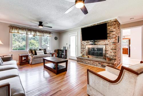 Lithonia Casa | Stonecrest Family Home Close to Panola Mountain!