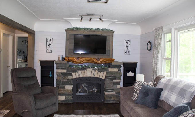 Rice Lake Complejo | Stonehaven Cottages - "The Birchview Suite Duplex - Upper Level"