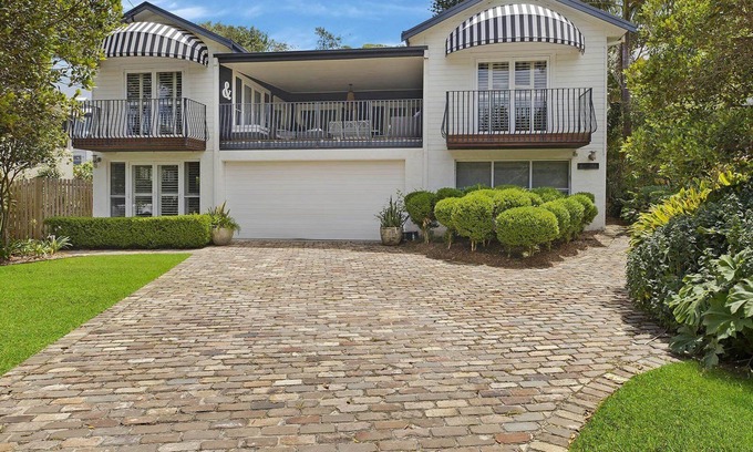 North Avoca Casa | Stones throw to stunning North Avoca Beach