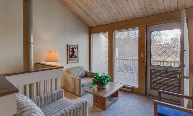 Mount Jackson Condominio | Stony Court at Bryce Mountain