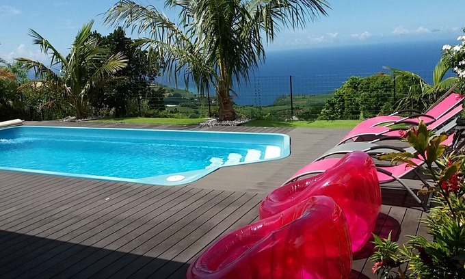 Petite-Ile Villa | Casa 6 pers, magnífica vista al mar, piscina privada climatizada
