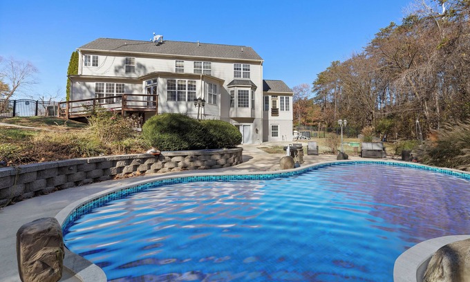 Manassas Casa | Stop the car! : Immediate Observation Required"
