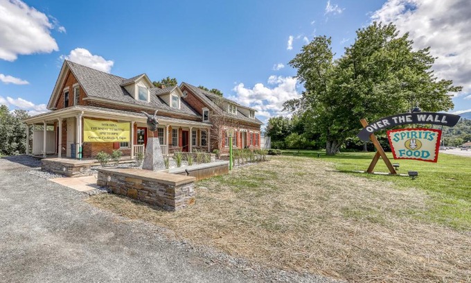 Stowe Area Apartamento | Stowe Mountain Road Getaway