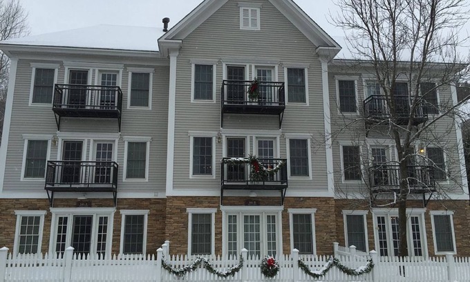 Stowe Village Historic District Casa | A Stowe Village Hideaway - Tu país de las maravillas de invierno en Vermont