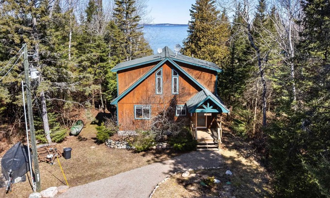 Cheboygan Cabaña | Straits View Shores on Lake Huron