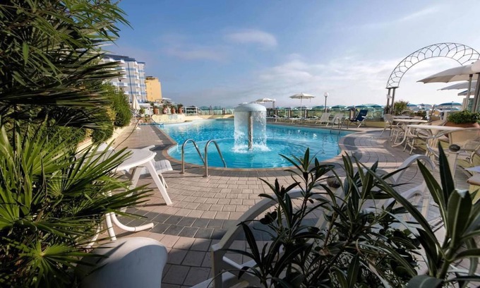 Lido di Savio Hotel | Strand Hotel Colorado