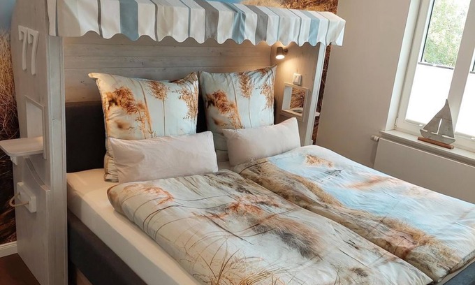 Tossens Cabaña | Strandkorb-zimmer - Ferienzimmer Villa Küstenwind