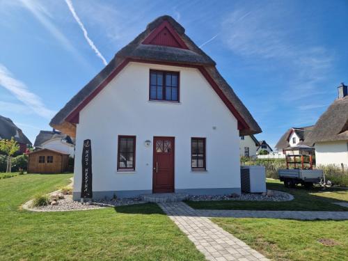 Zierow Casa | Strandnah Haus "Hertha"mit Infrarotsauna