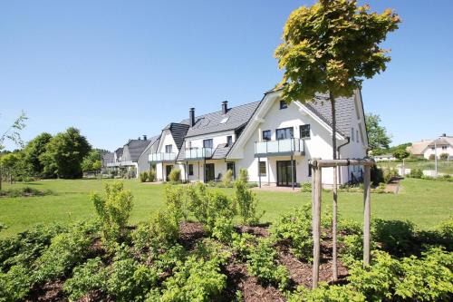Lobbe Apartamento | strandnahe FeWo mit Balkon, gratis Nutzung vom AHOI Erlebnisbad und Sauna in Sellin - Rex Rugia FeWo 11-6