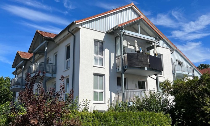 Graal Mueritz Apartamento | Strandstrasse 28, 400m to the beach, quiet and sunny, 2 rooms 43sqm, ideal for couples