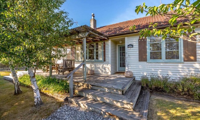 Martinborough Casa | Strasbourge Cottage, Martinborough