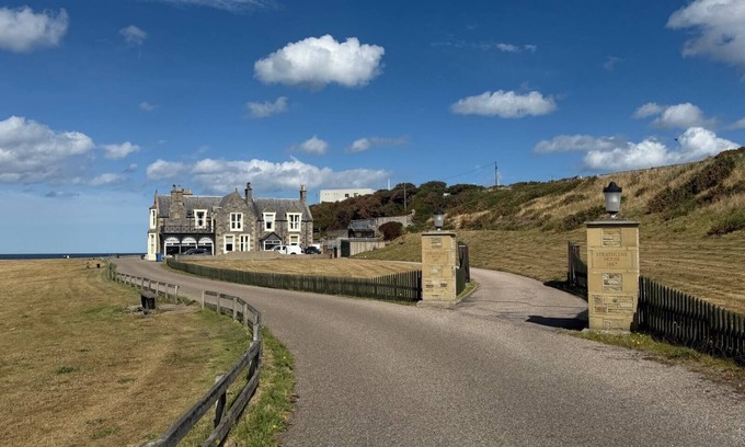Buckie Casa | Strathlene House Retreat - 5 Bedrooms