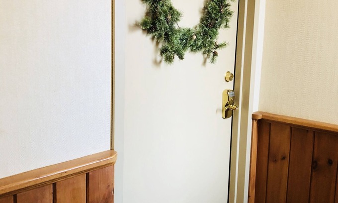 Stratton Mountain Condominio | Stratton Mountain / 2 BR / 2BA Ski in / Ski out Condo at Obertal C Bldg