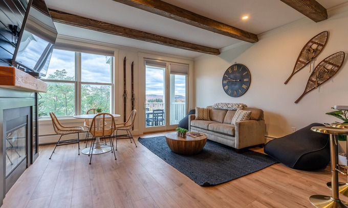 Stratton Mountain Condominio | Stratton Mtn Studio | Renovated | Walk to Lifts