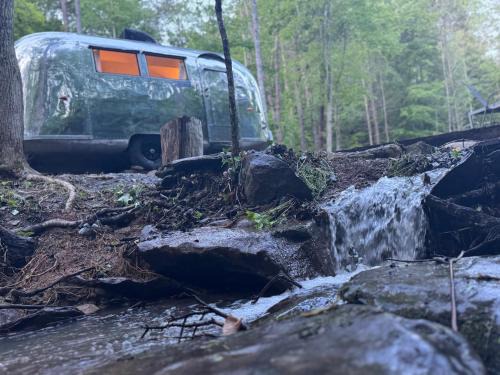 Cosby Casa | Streamside Shinytiny Airstream In The Smokies