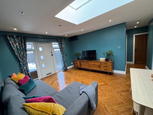 Longthornton Casa | Streatham House - 2 Bedroom - Sleeps 6 - Free WiFi