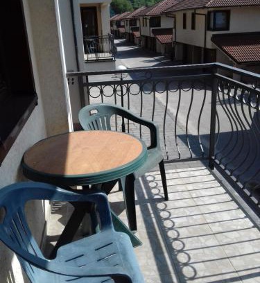 Fojnica Apartamento | Street View Apartman