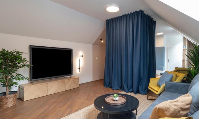 Ljubljana Old Town Apartamento | Strict city apartments