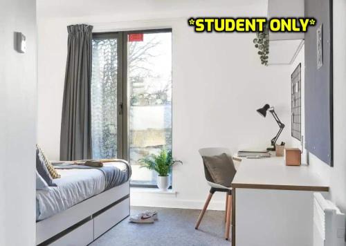 Leicester Hotel | Student Only Central Leicester Zeni Ensuite Rooms