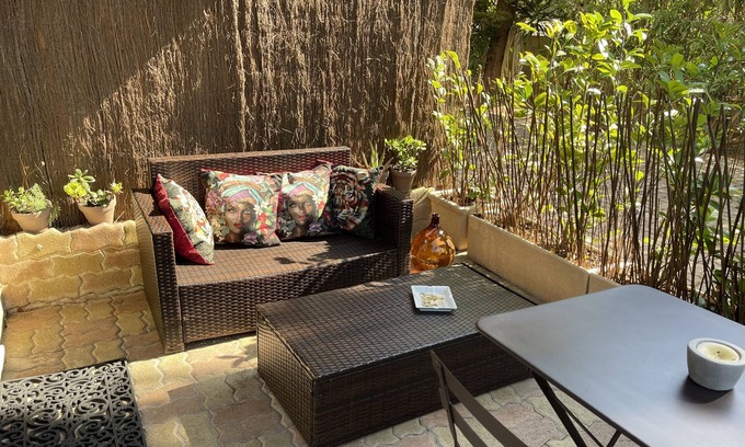 La Bocca Nord Apartamento | Studio 10 minutes from the beaches of Cannes in a private family property.