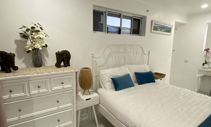 Safety Bay Apartamento | Studio 12- One Street away from the beach