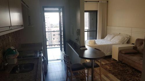 Bigorrilho Apartamento | Studio 1703 Maravihoso no Champagnat Parque Barrigui