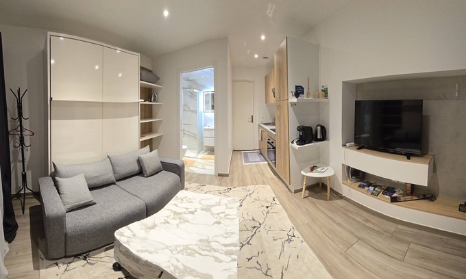 Poisy Casa | Studio 2022 parking and terrace (pets welcome!)